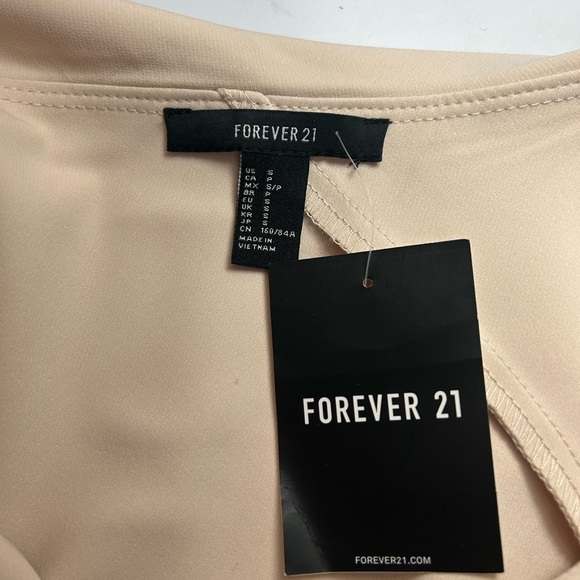 Forever 21 Beige /cream mini dress Size Small. - Picture 4 of 6